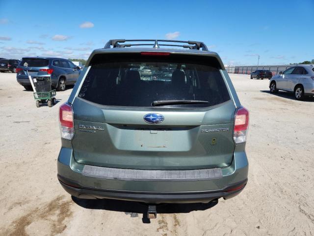JF2SJAGC0JH607449 - 2018 SUBARU FORESTER 2.5I PREMIUM Зелений фото 6