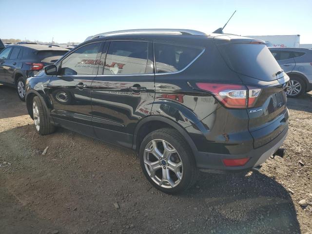 1FMCU9J92JUC85518 - 2018 FORD ESCAPE TITANIUM შავი ფოტო 2