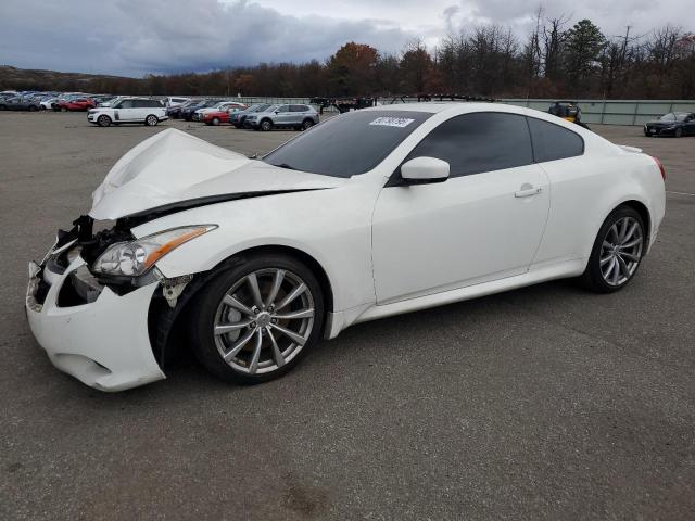 2010 INFINITI G37 BASE, 