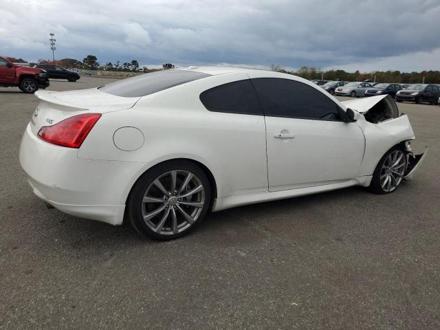 JN1CV6EK7AM102579 - 2010 INFINITI G37 BASE 白色 照片 3