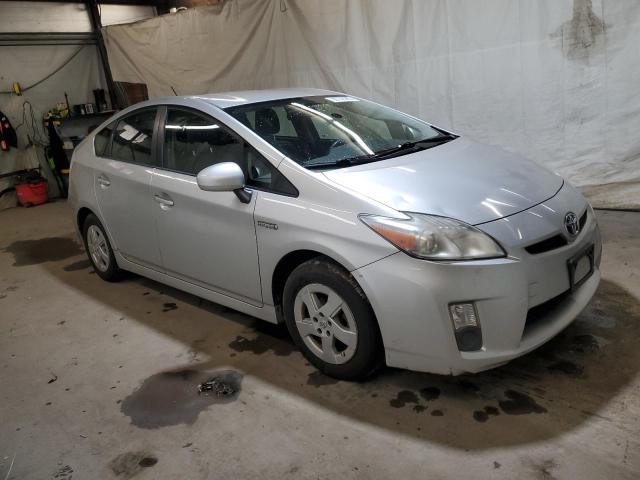 JTDKN3DU5B1370107 - 2011 TOYOTA PRIUS 银色 照片 4