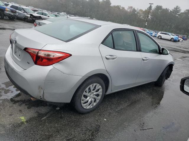 2T1BURHEXHC930555 - 2017 TOYOTA COROLLA L ვერცხლისფერი ფოტო 3