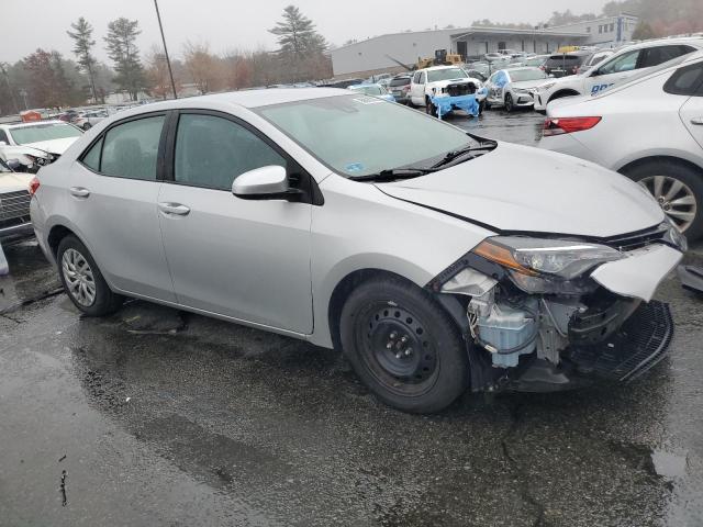 2T1BURHEXHC930555 - 2017 TOYOTA COROLLA L ვერცხლისფერი ფოტო 4