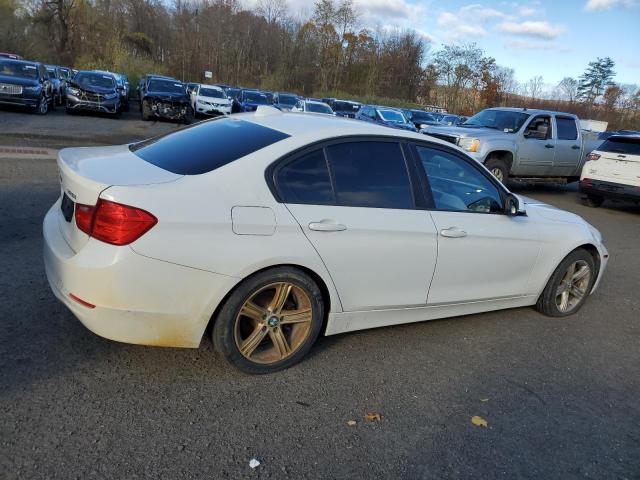 WBA3C3C55DF979561 - 2013 BMW 320 I XDRIVE Weiß Foto 3