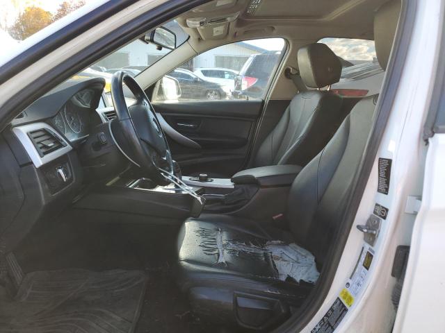 WBA3C3C55DF979561 - 2013 BMW 320 I XDRIVE Weiß Foto 7