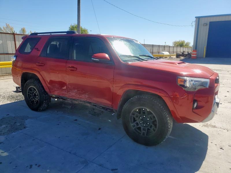 JTEBU5JR3K5711944 - 2019 TOYOTA 4RUNNER SR5/SR5 PREMIUM RED photo 4