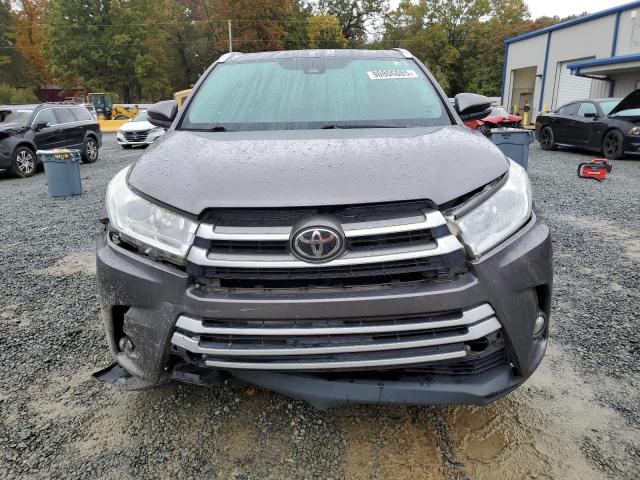 5TDKZRFH4KS343751 - 2019 TOYOTA HIGHLANDER SE GRAY photo 5