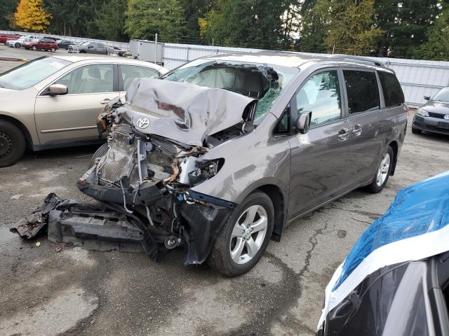 2014 TOYOTA SIENNA LE, 