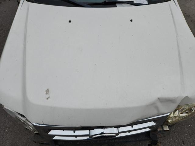 1FMCU0EGXBKA69093 - 2011 FORD ESCAPE LIMITED 白色 照片 12