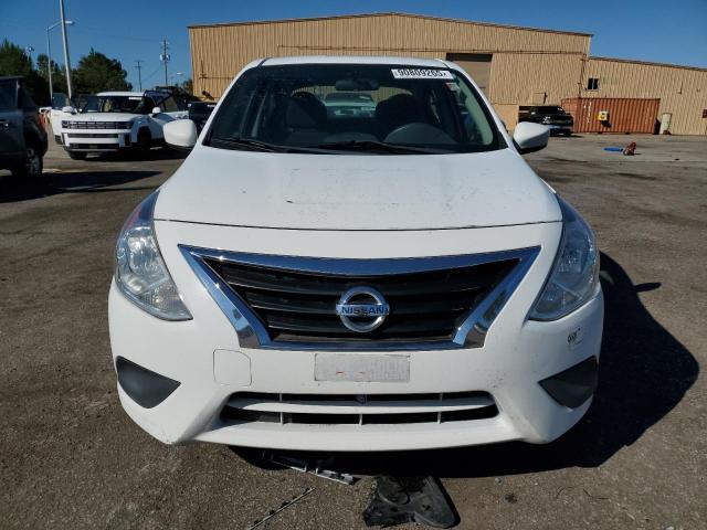 3N1CN7AP8JL841803 - 2018 NISSAN VERSA S WHITE photo 5