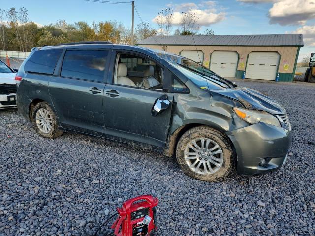 5TDYK3DC6CS260407 - 2012 TOYOTA SIENNA XLE 灰色 照片 4