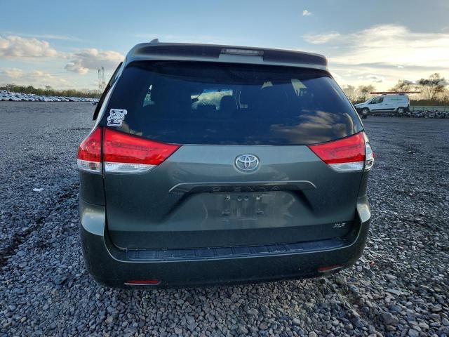 5TDYK3DC6CS260407 - 2012 TOYOTA SIENNA XLE 灰色 照片 6