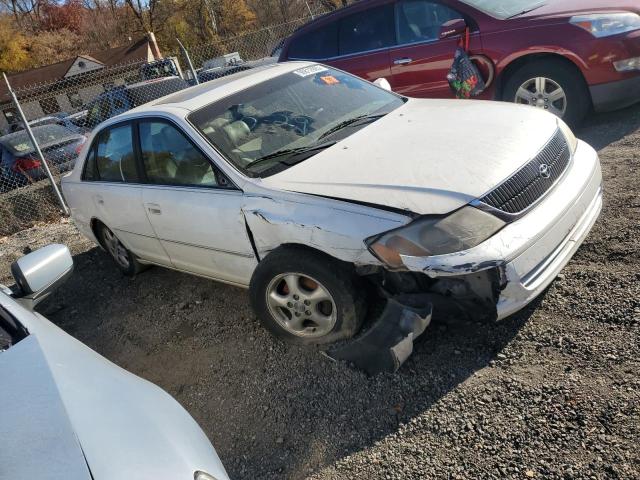 4T1BF28B0YU056917 - 2000 TOYOTA AVALON XL Weiß Foto 4