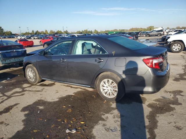 4T1BF1FK0CU003351 - 2012 TOYOTA CAMRY BASE GRAY photo 2