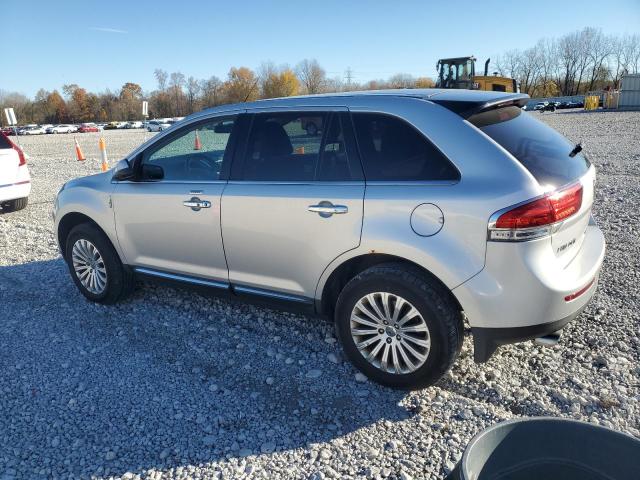 2LMDJ6JK3CBL03438 - 2012 LINCOLN MKX SILVER photo 2