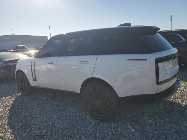 SALKP9FU4PA022681 - 2023 LAND ROVER RANGE ROVE SE WHITE photo 2