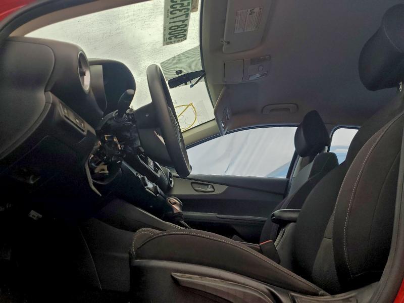 3KPF24AD0KE052476 - 2019 KIA FORTE FE RED photo 7