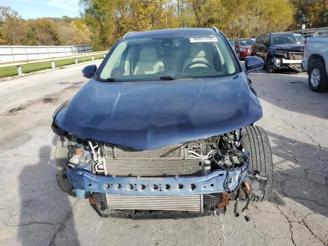 5LMCJ2D91HUL40091 - 2017 LINCOLN MKC SELECT 蓝色 照片 5