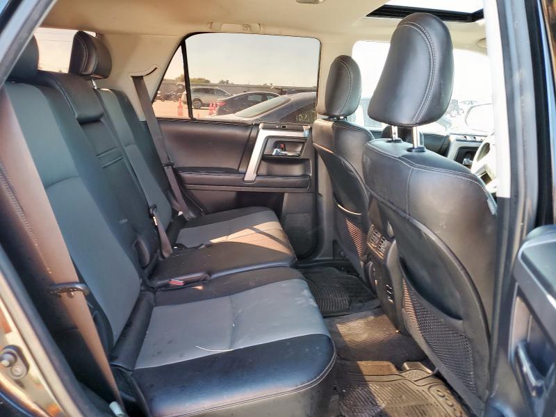 JTEBU5JR5J5502896 - 2018 TOYOTA 4RUNNER SR5/SR5 PREMIUM أسود صورة 11