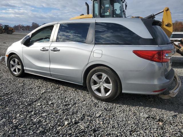 5FNRL6H73JB038215 - 2018 HONDA ODYSSEY EXL Արծաթագույն լուսանկար 2