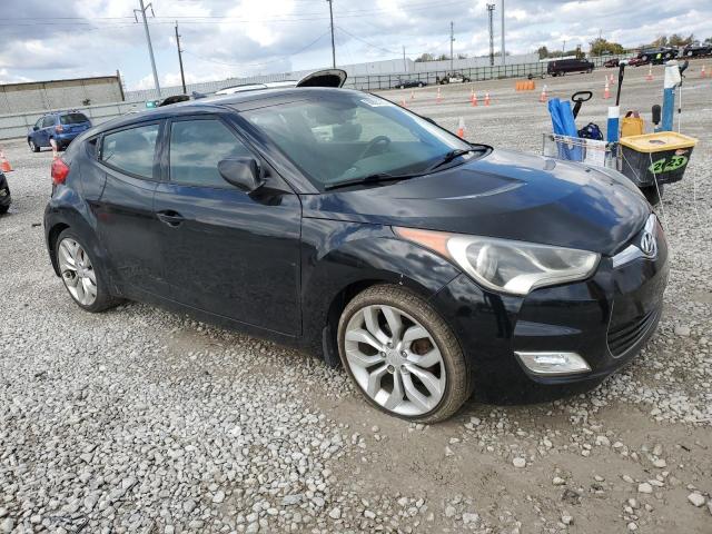 KMHTC6AD7DU138072 - 2013 HYUNDAI VELOSTER BLACK photo 4