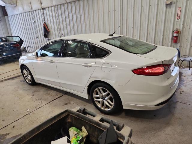 1FA6P0HDXG5132327 - 2016 FORD FUSION SE WHITE photo 2