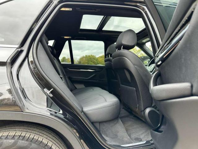 5UXKR0C55J0X97612 - 2018 BMW X5 XDRIVE35I 黑色 照片 9