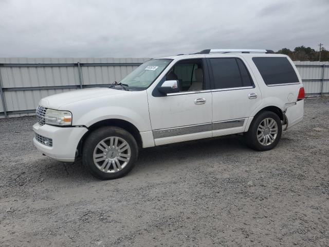 2011 LINCOLN NAVIGATOR, 