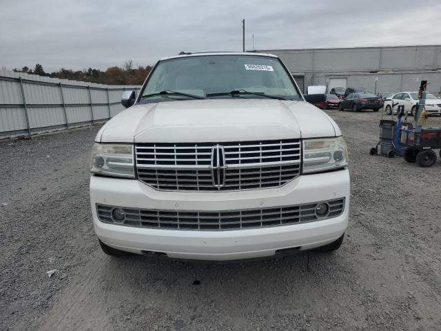5LMJJ2J51BEJ07001 - 2011 LINCOLN NAVIGATOR WHITE photo 5