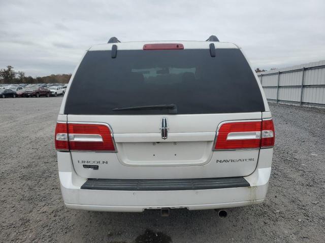 5LMJJ2J51BEJ07001 - 2011 LINCOLN NAVIGATOR WHITE photo 6
