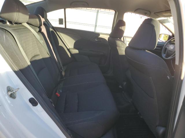 1HGCR2F5XFA073026 - 2015 HONDA ACCORD SPORT WHITE photo 10