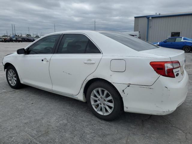 4T4BF1FK8CR223200 - 2012 TOYOTA CAMRY BASE WHITE photo 2