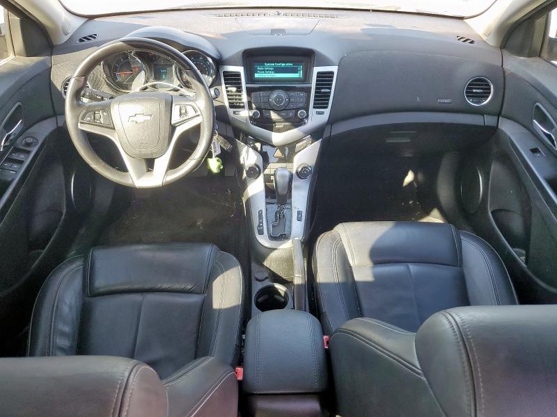 1G1PG5S96B7165573 - 2011 CHEVROLET CRUZE LT 黑色 照片 8