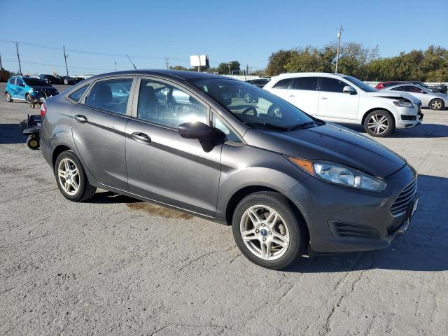 3FADP4BJXJM146484 - 2018 FORD FIESTA SE 黑色 照片 4