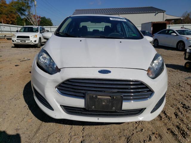 3FADP4BJ7KM114254 - 2019 FORD FIESTA SE 白色 照片 5