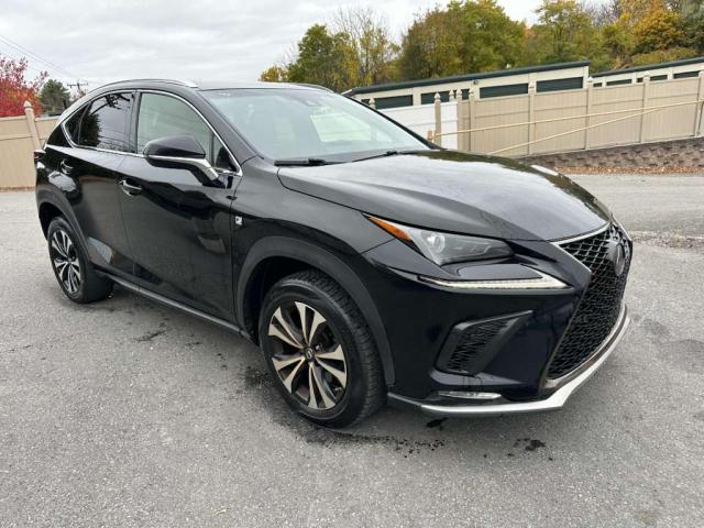 JTJBARBZ1J2157562 - 2018 LEXUS NX 300 BASE أسود صورة 4