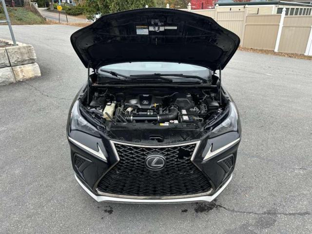 JTJBARBZ1J2157562 - 2018 LEXUS NX 300 BASE أسود صورة 8