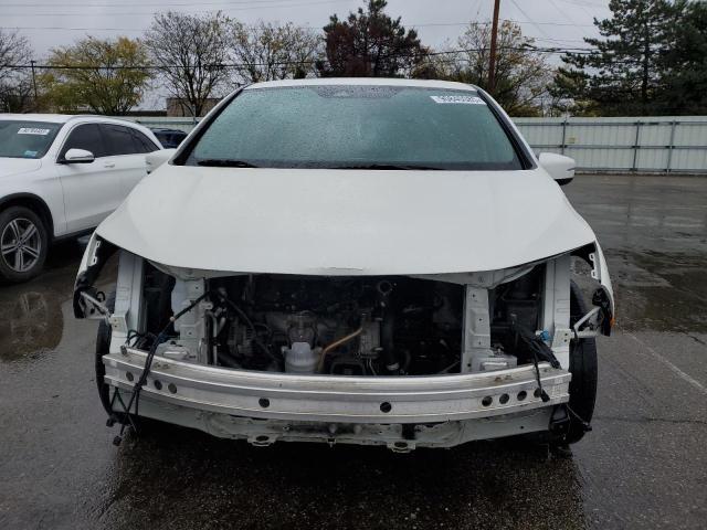 5FNRL6H74JB092252 - 2018 HONDA ODYSSEY EXL WHITE photo 5