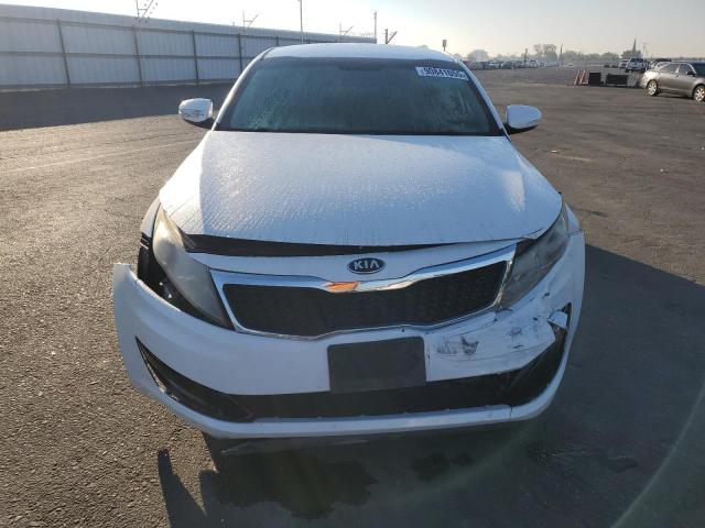 5XXGM4A76DG098994 - 2013 KIA OPTIMA LX WHITE photo 5