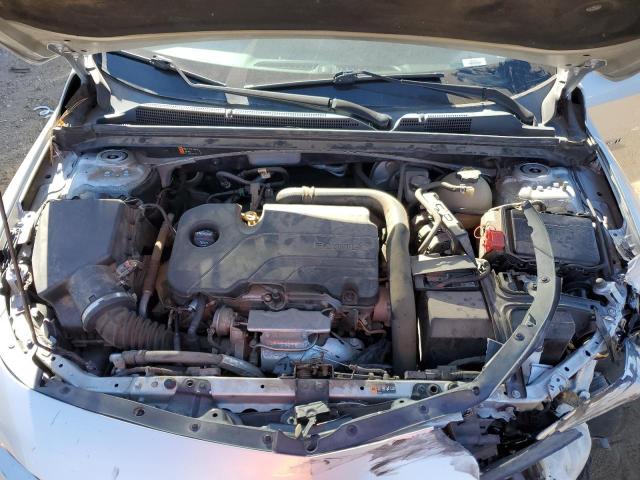 1G1ZB5ST2JF227042 - 2018 CHEVROLET MALIBU LS Srebrny zdjęcie 11