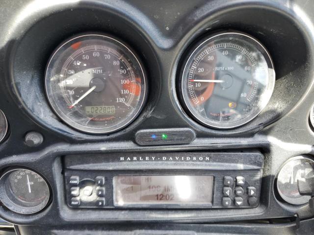 1HD1FC412BB660652 - 2011 HARLEY-DAVIDSON FLHTCU Blau Foto 7