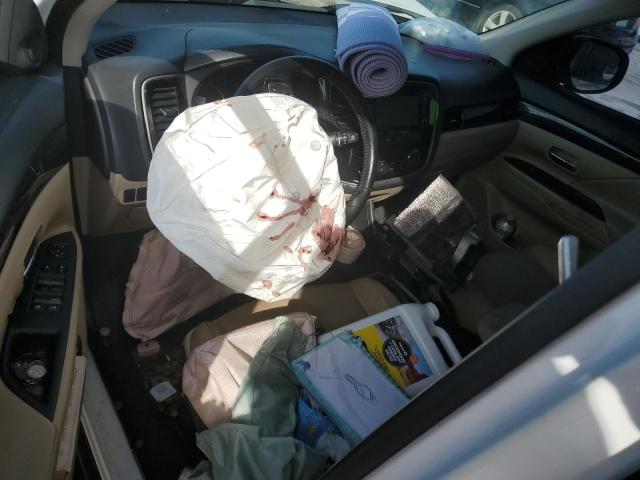 JA4AD3A34GZ018424 - 2016 MITSUBISHI OUTLANDER SE 白色 照片 8