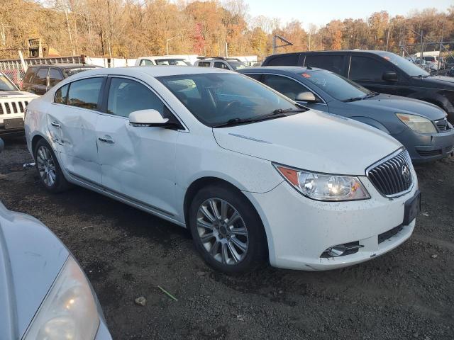 1G4GF5E32DF272156 - 2013 BUICK LACROSSE PREMIUM WHITE photo 4