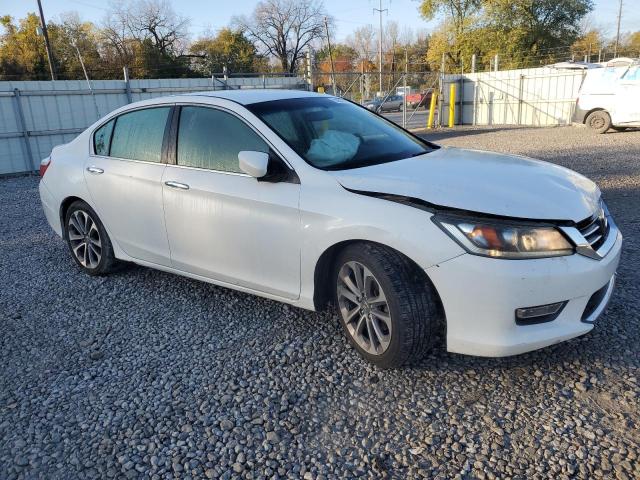 1HGCR2F58DA247804 - 2013 HONDA ACCORD SPORT Blanc photo 4