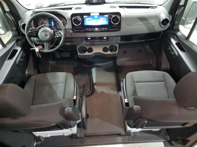 W1Z4KGHY5ST219060 - 2025 MERCEDES-BENZ SPRINTER 2500 WHITE photo 8