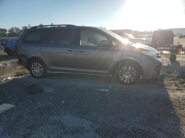 5TDYZ3DC2KS980913 - 2019 TOYOTA SIENNA XLE 灰色 照片 4