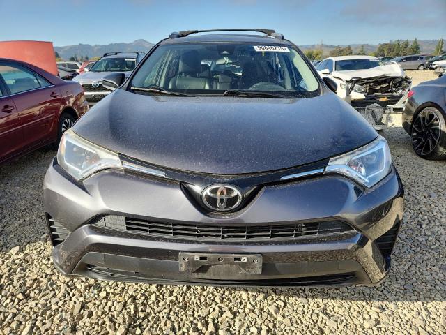JTMZFREV7HJ121127 - 2017 TOYOTA RAV4 LE გრაფიტი ფოტო 5