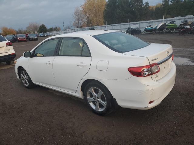 2T1BU4EE9BC678389 - 2011 TOYOTA COROLLA BASE WHITE photo 2