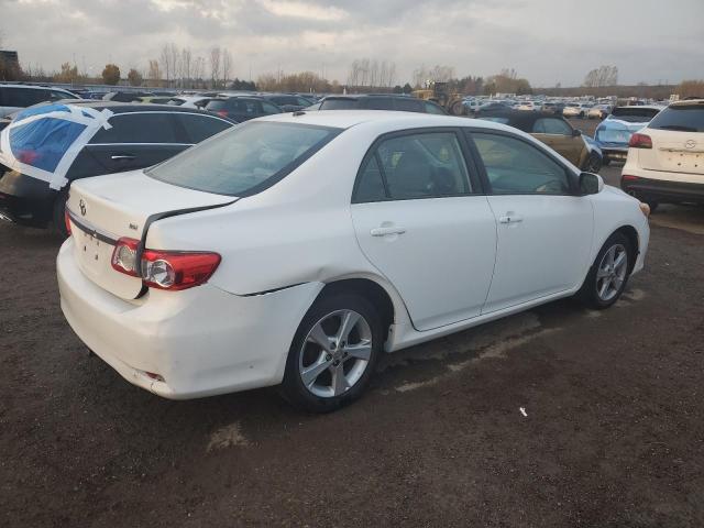 2T1BU4EE9BC678389 - 2011 TOYOTA COROLLA BASE WHITE photo 3