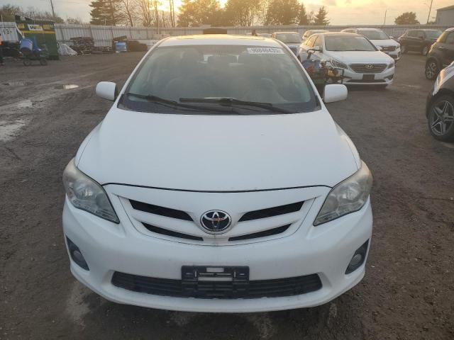 2T1BU4EE9BC678389 - 2011 TOYOTA COROLLA BASE WHITE photo 5